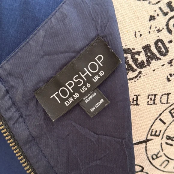 TOPSHOP | Sleeveless Pleated Crepe Dress in Navy, Size 6 - Picture 6 of 7